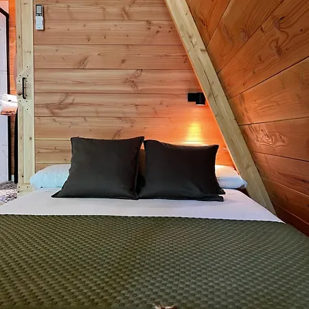 Camping L'alguer Les Planes d'Hostoles
