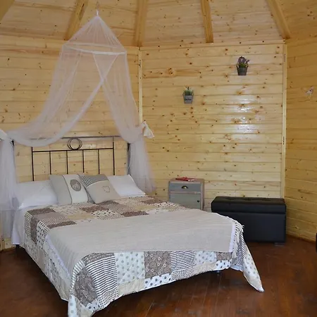 L'alguer Camping Les Planes d'Hostoles