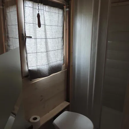 L'alguer אתר קמפינג 2*